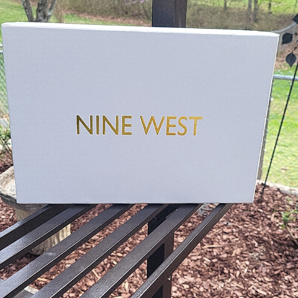 Nine West White Box with Gold Logo